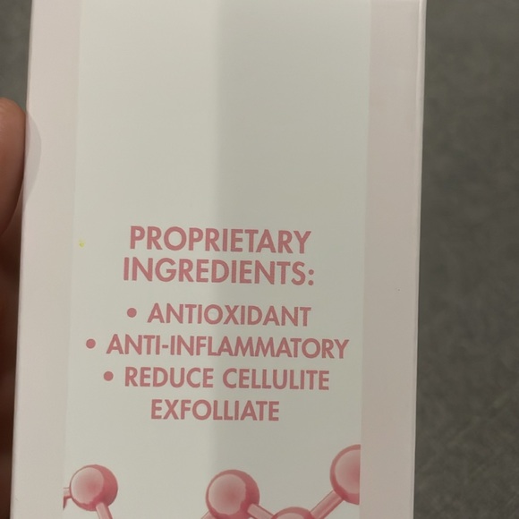 Measurable Difference Body Scrub Antioxidant Exfoilliate Anti-Inflammatory - Picture 5 of 8